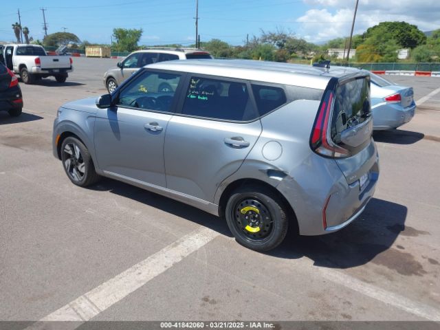 KNDJ53AU7S7925023 KIA Soul Gt-line