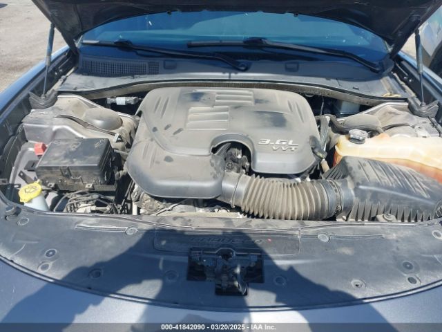 2C3CDXBG1LH211605 Dodge Charger Sxt Rwd