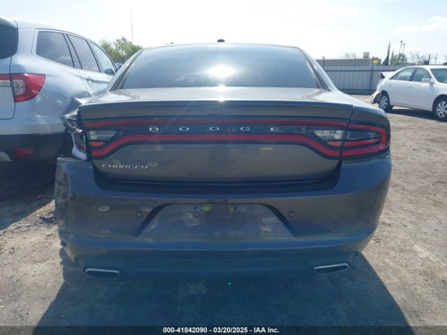 2C3CDXBG1LH211605 Dodge Charger Sxt Rwd