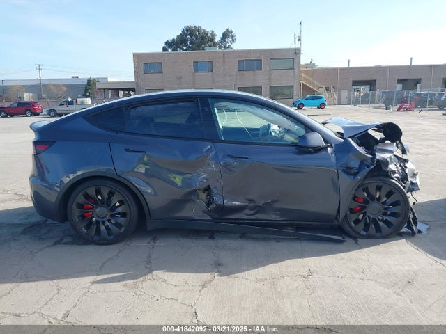 7SAYGDEF5PF917338 Tesla 2023