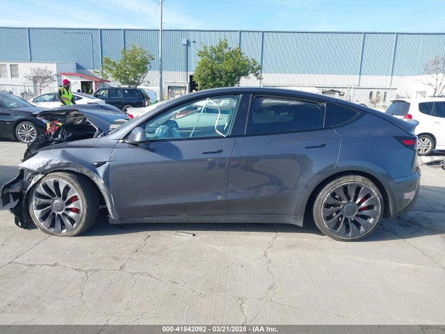7SAYGDEF5PF917338 Tesla 2023