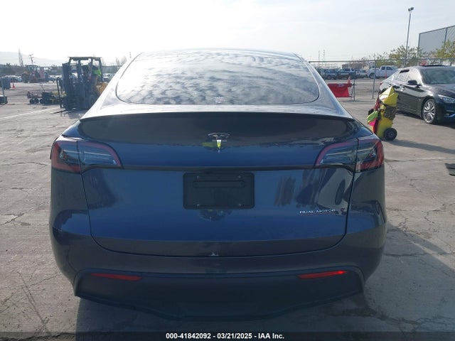 7SAYGDEF5PF917338 Tesla 2023