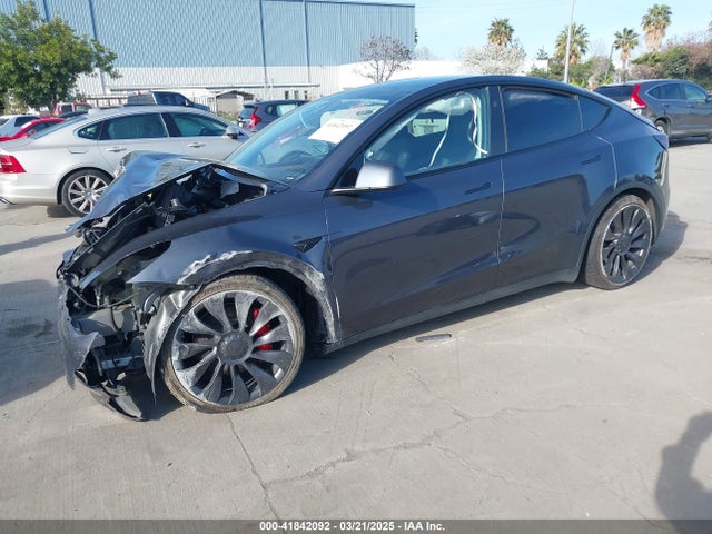 2023 TESLA MODEL Y 7SAYGDEF5PF917338 Photo 1
