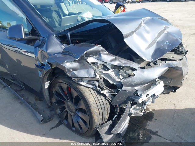 2023 TESLA MODEL Y 7SAYGDEF5PF917338 Photo 5