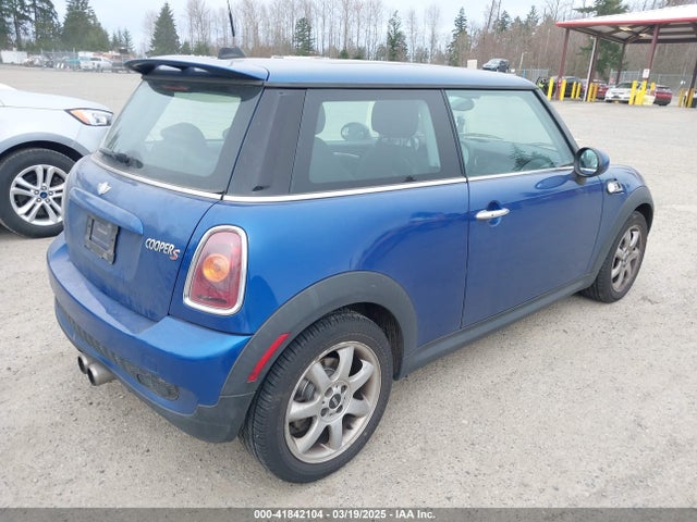 2007 MINI COOPER S WMWMF73527TL91061 Photo 3