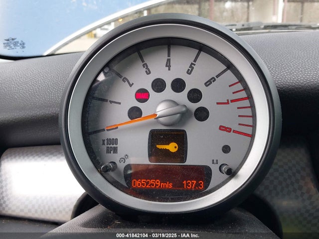 2007 MINI COOPER S WMWMF73527TL91061 Photo 6