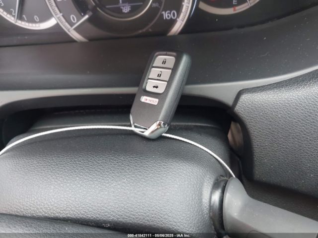 1HGCR2F83FA258920 Honda Accord Ex-l