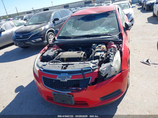 1G1PA5SHXE7253930 Chevrolet Cruze Ls Auto
