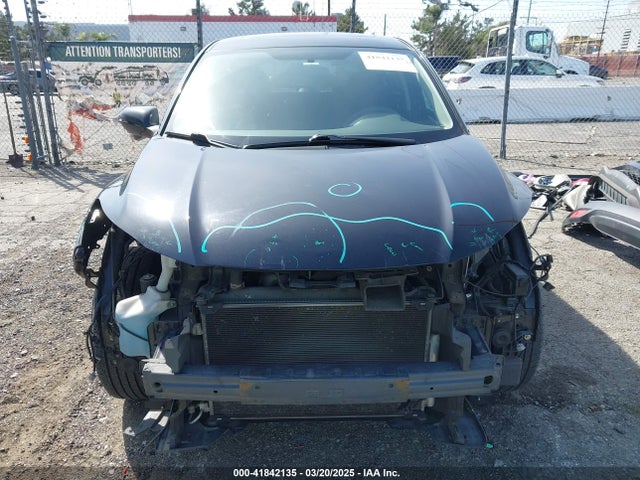 3CZRU5H56JG700881 Honda HR-V EX