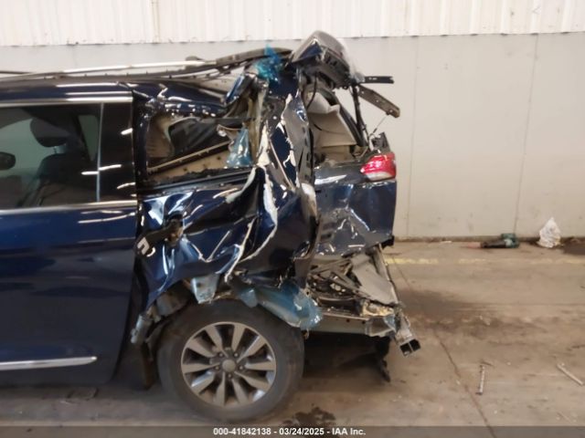 2C4RC1EGXLR172864 Chrysler Pacifica Touring L Plus