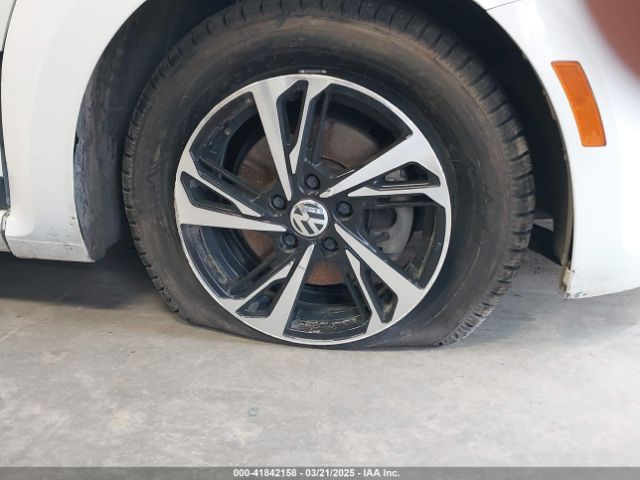 3VWF17AT5GM620291 Volkswagen Beetle 1.8t Fleet Edition