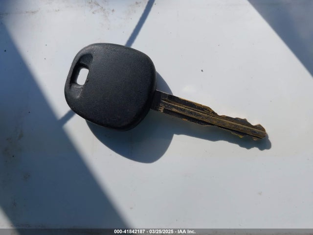 2T3WFREV3FW169340 Toyota Rav4 Xle