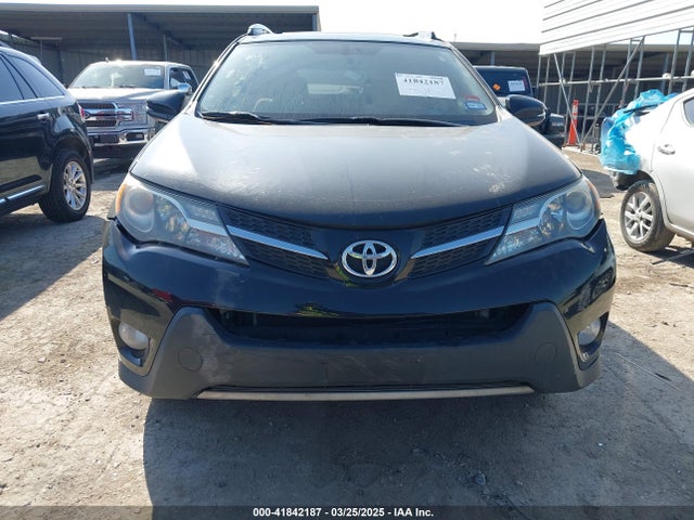 2T3WFREV3FW169340 Toyota Rav4 Xle