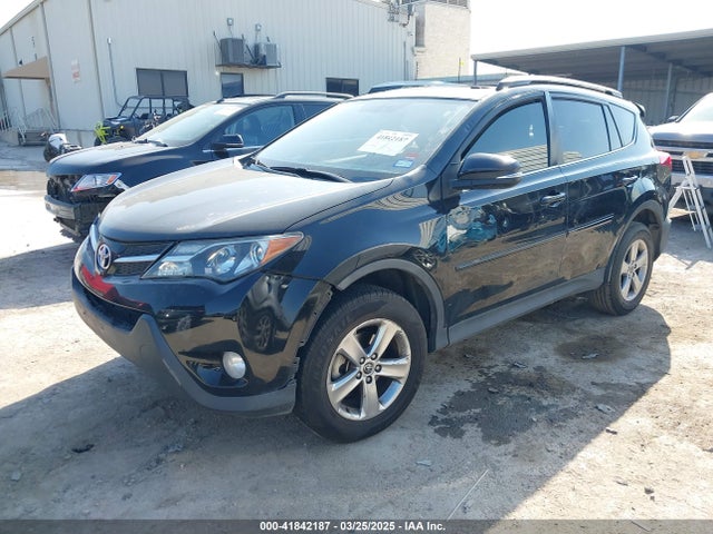 2T3WFREV3FW169340 Toyota Rav4 Xle