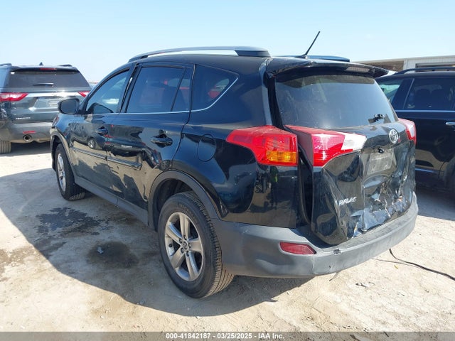 2T3WFREV3FW169340 Toyota Rav4 Xle