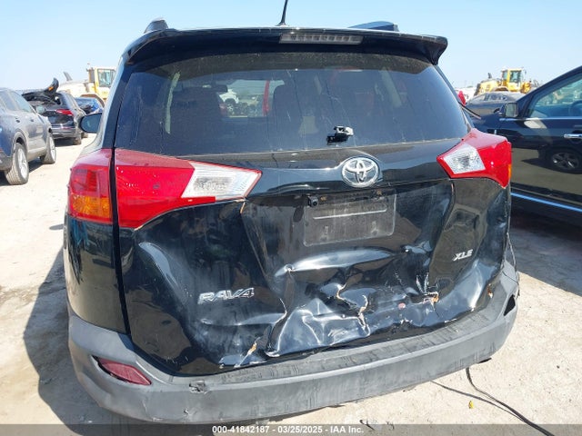 2T3WFREV3FW169340 Toyota Rav4 Xle