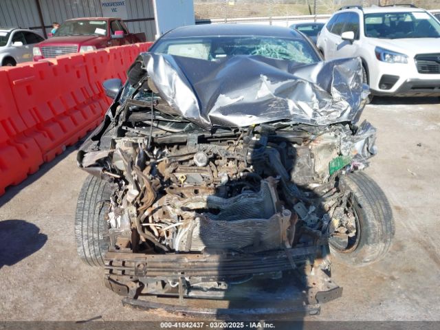 3N1CN8EV8ML807735 Nissan Versa Sv Xtronic Cvt