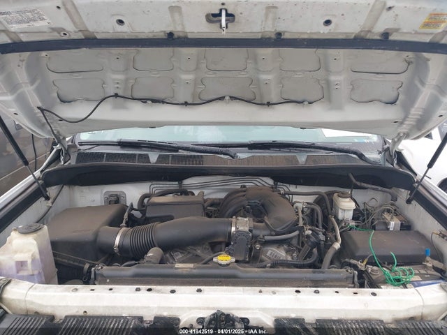5TFNU5F17EX031140 Toyota Tundra Sr V6