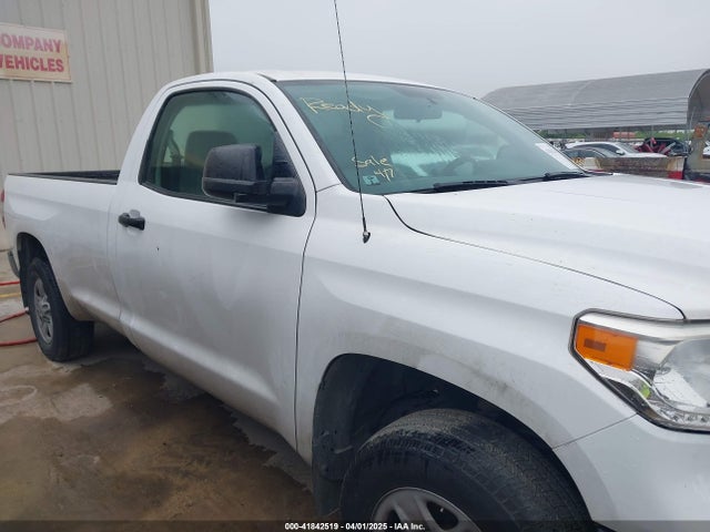 5TFNU5F17EX031140 Toyota Tundra Sr V6