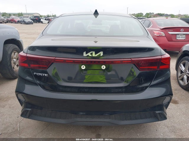3KPF24AD7RE835871 KIA Forte Lxs