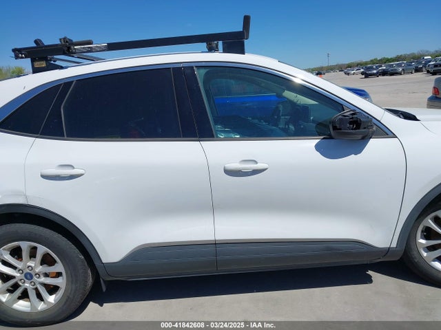 1FMCU0G68LUB44688 Ford ESCAPE SE