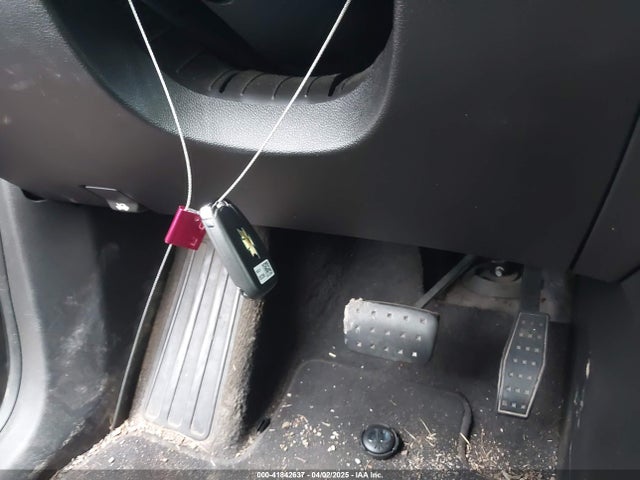 1GNERFKW0KJ180388 Chevrolet Traverse Ls