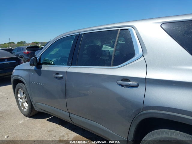 1GNERFKW0KJ180388 Chevrolet Traverse Ls