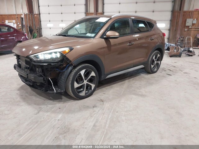 KM8J3CA29HU418926 Hyundai Tucson Limited