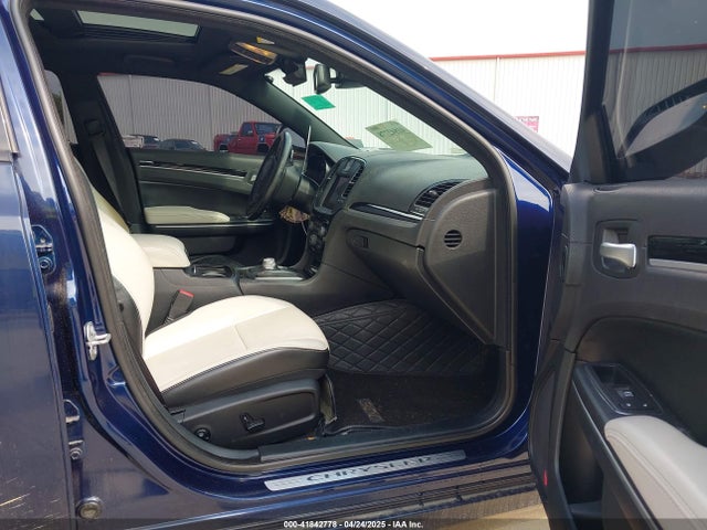 2C3CCABT5HH530591 Chrysler 300