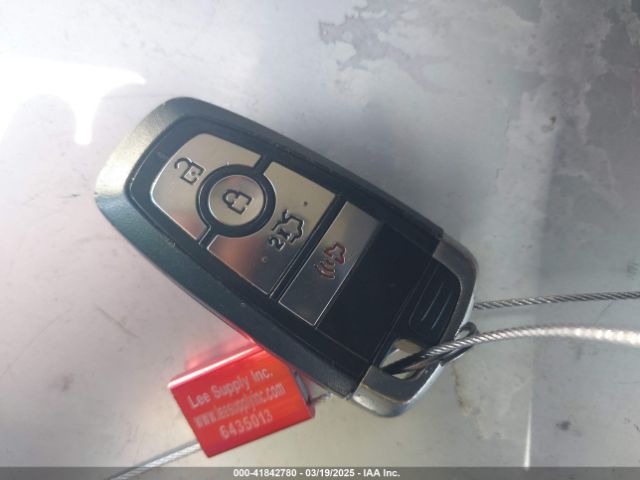 3FA6P0LU9KR217740 Ford Fusion Hybrid Se