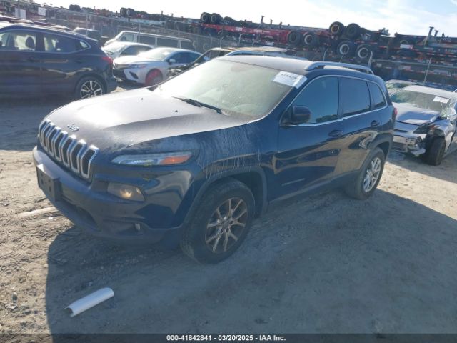 1C4PJMCB6EW230078 Jeep Cherokee Latitude