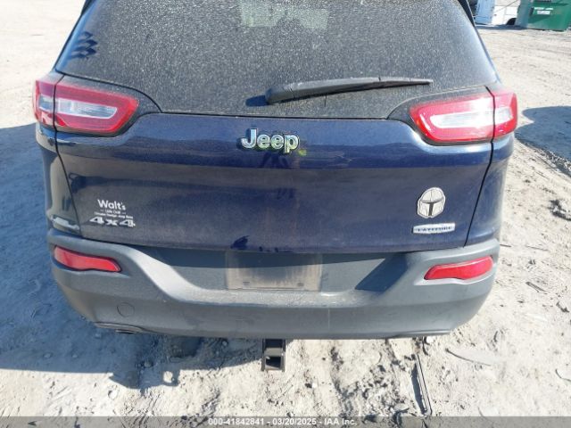 1C4PJMCB6EW230078 Jeep Cherokee Latitude