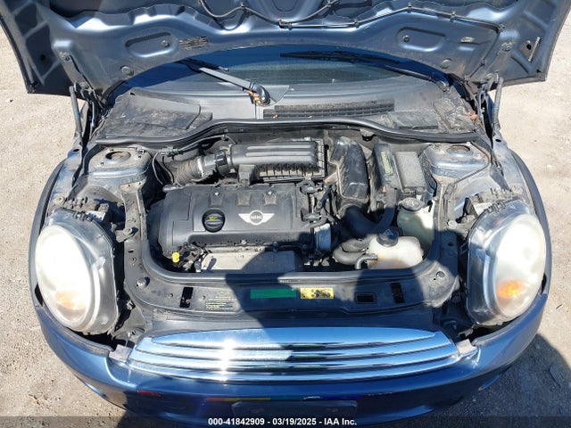 2010 MINI COOPER WMWMF3C55ATU76878 Photo 9