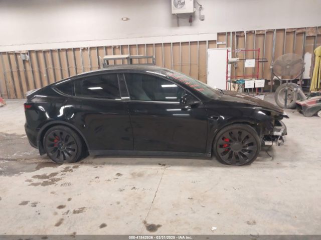 7SAYGDEF6NF376488 Tesla Model Y Performance Dual Motor All-wheel Drive
