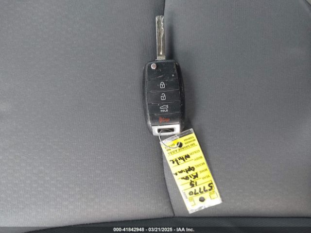 KNAGM4A7XF5577701 KIA Optima Lx