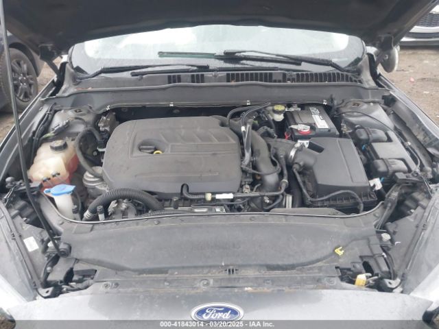 3FA6P0HD7GR339268 Ford FUSION SE