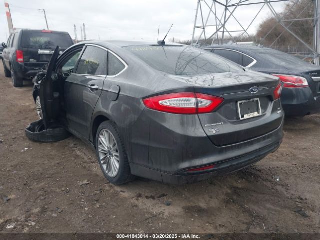 3FA6P0HD7GR339268 Ford FUSION SE