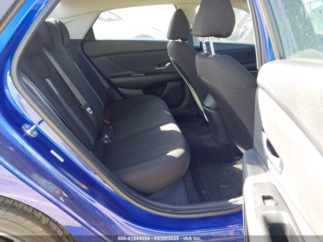 KMHLS4AG8PU617185 Hyundai ELANTRA SEL