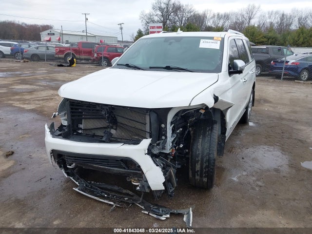 Ford Expedition Platinum 2023 1FMJU1M83PEA04793 Image 2
