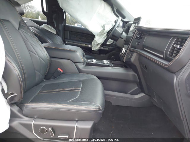 Ford Expedition Platinum 2023 1FMJU1M83PEA04793 Image 5