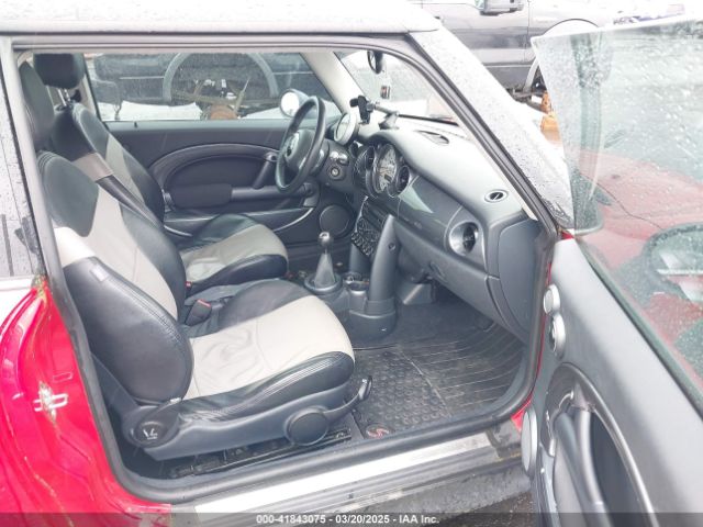2003 MINI COOPER S WMWRE334X3TD65457 Photo 4