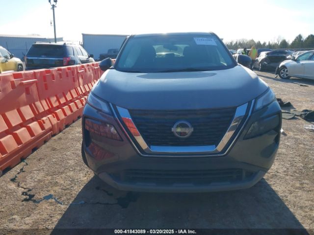 5N1BT3AB4PC818482 Nissan Rogue S Intelligent Awd