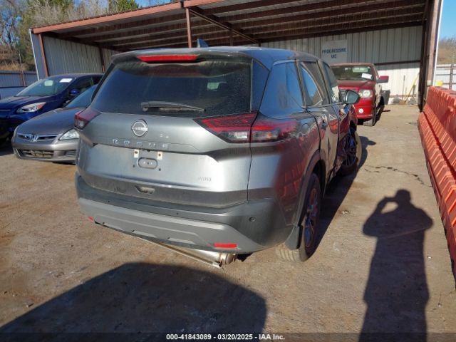 5N1BT3AB4PC818482 Nissan Rogue S Intelligent Awd