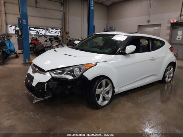 KMHTC6AD6EU199303 Hyundai Veloster Base W/black