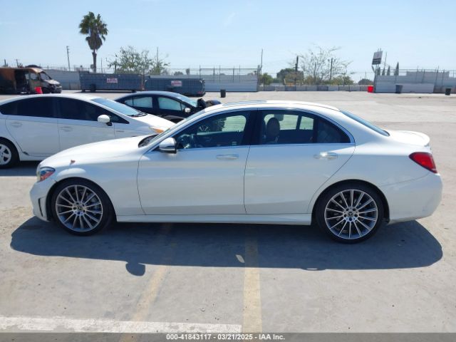 W1KWF8DBXMR625290 Mercedes-Benz C 300 Sedan
