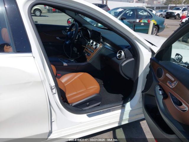 W1KWF8DBXMR625290 Mercedes-Benz C 300 Sedan