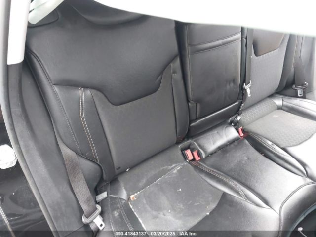 3C4NJDBB3KT689174 Jeep Compass Latitude 4x4