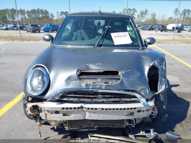 2005 MINI COOPER S WMWRH33545TF85051 Photo 5