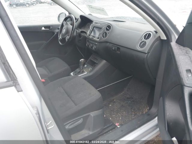 WVGBV7AX4HK051172 Volkswagen Tiguan 2.0t/2.0t S