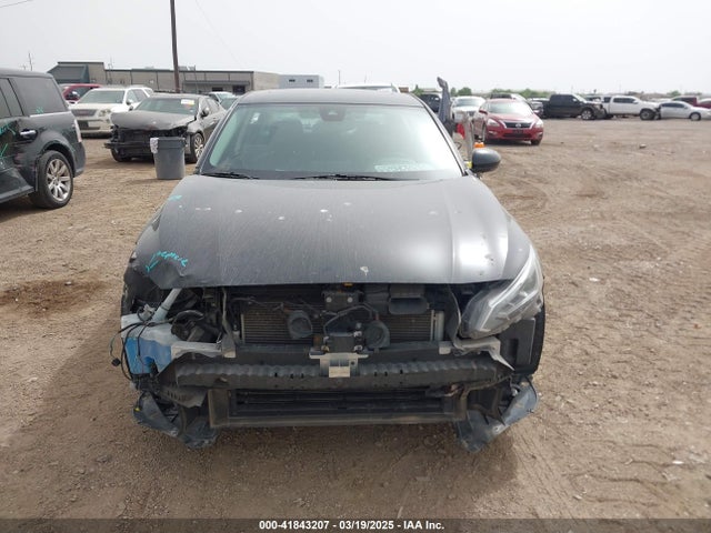 1N4BL4DW6KC135951 Nissan Altima 2.5 Sv